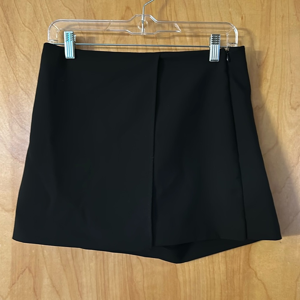 Zara Black Mini Slit Skort
